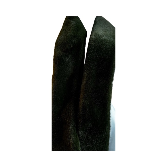 A New Day Faux Fur Forrest Green Scarf Stole Cozy - Picture 1 of 8